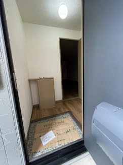 【玄関】 | ハッピータウンB棟 | 別のお部屋の写真です。
