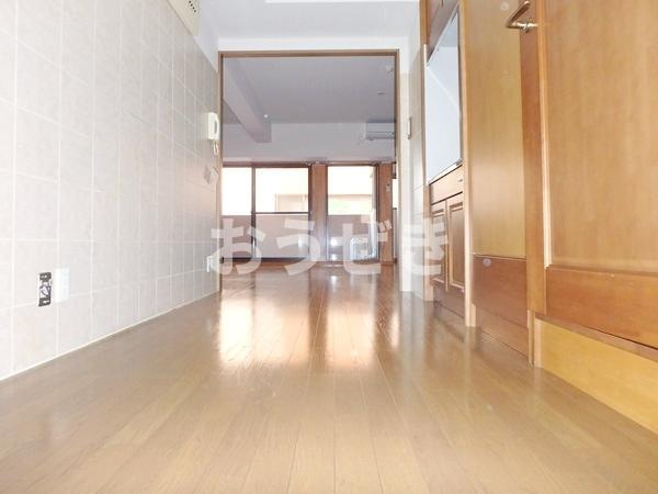 コージーハウス横浜南の居間・リビング