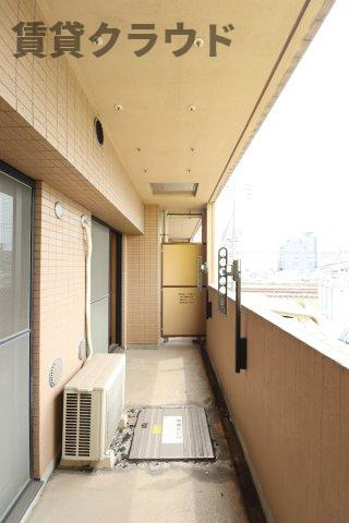 エスポワール蘇我のバルコニー|外からの目が気にならないバルコニーで洗濯物が干せます