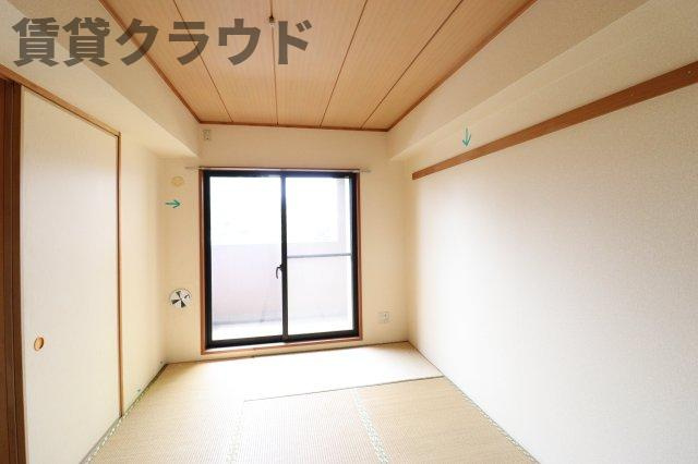 エスポワール蘇我の寝室|使い勝手のいい寝室です