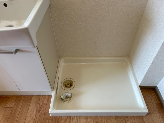 アムールあらこのその他|洗濯機置場