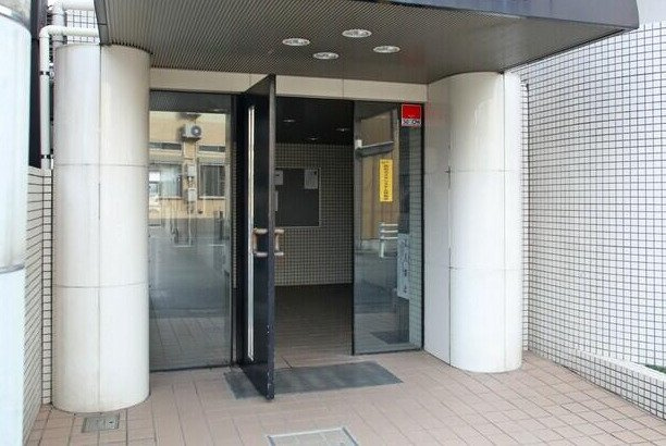 【エントランス】