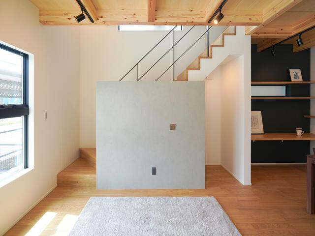 中古戸建て・仲介手数料半額）稲沢市西町３丁目の居間・リビング|ゆったりとしたリビングです