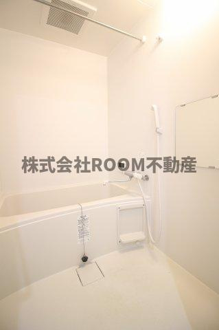 都城市千町の賃貸マンションの浴室|きれいなお風呂です