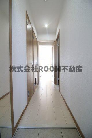 都城市千町の賃貸マンションの内装|明るい色調の室内です