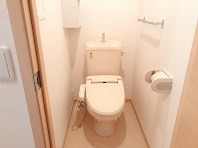 【トイレ】 | サンエミ　Ａ | コンパクトで使いやすいトイレです