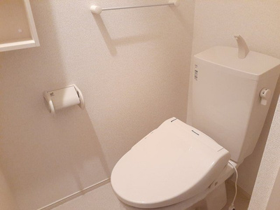 【トイレ】 | ル・プランドール | 落ち着いたトイレです