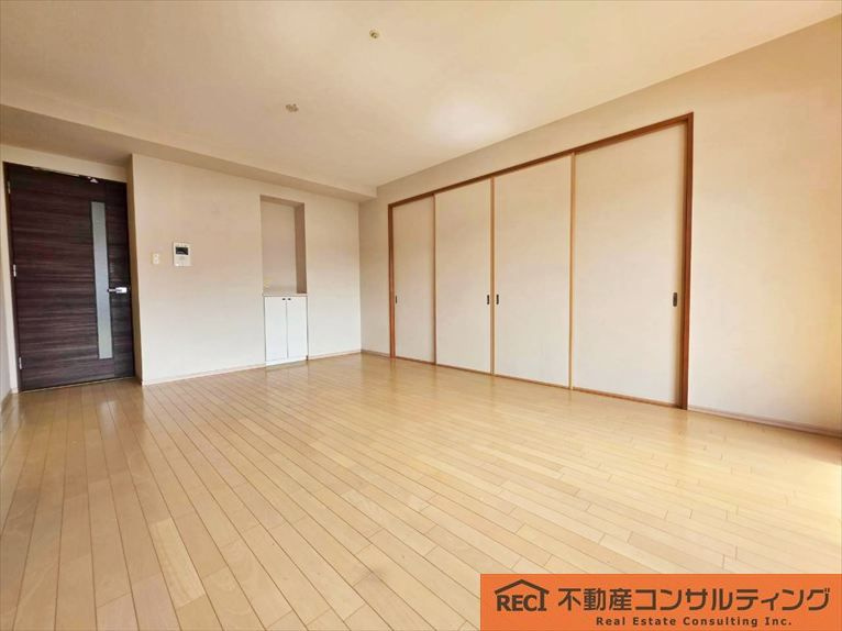エスリード苦楽園老松町の洋室