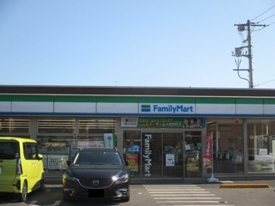 【周辺】 | キャトルサンク | ファミリーマートみどり野南店まで500m