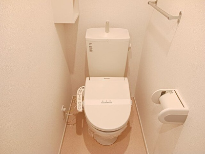 【トイレ】 | Ｓｍａｌｌ　ＦｏｒｅｓｔⅡ | 落ち着いたトイレです