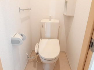 【トイレ】 | サンリット１５ | シンプルで使いやすいトイレです