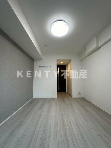 【寝室】 | プラシア蒲田　ＴＨＥ　ＧＲＡＮＤ　ＲＥＳＩＤＥＮＣＥ | 使い勝手のいい寝室です