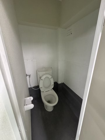 河合ビルのトイレ