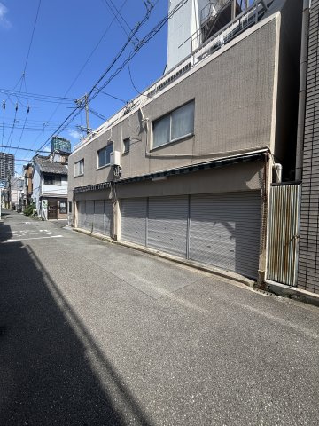 河合ビルの外観