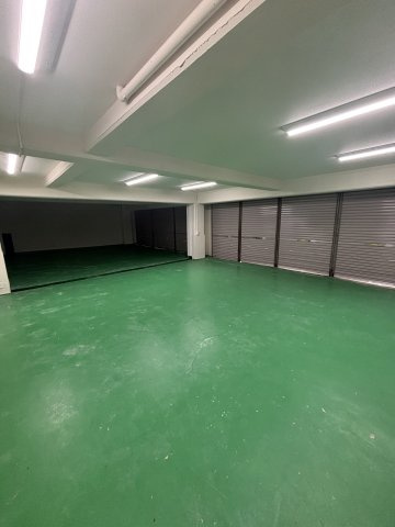 河合ビルの内装