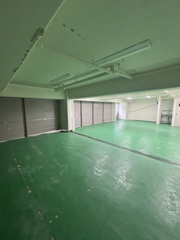 河合ビルの内装