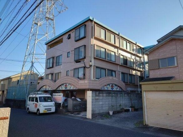 クレスト東大宮の外観
