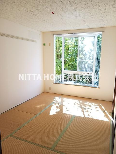ポートさくら の和室|６帖の和室があります＊