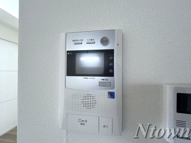 【セキュリティ】 | エスカルコート | モニター付きインターフォンです