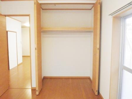 入船アパートの収納