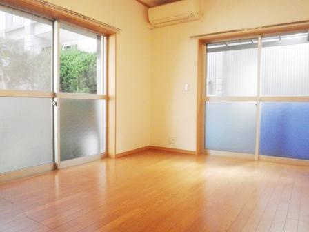 入船アパートのその他