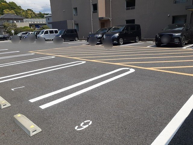 【駐車場】 | つばさガーデン奈良輪 | 駐車場があります