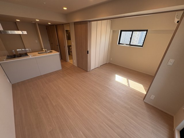 【居間・リビング】 | シーズンフラッツ南森町PREMIER
