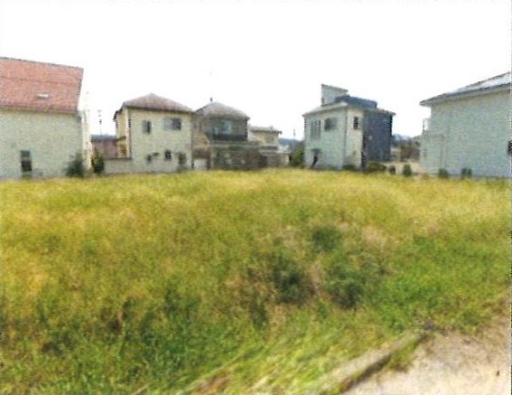 あきる野市小川　売地の前面道路含む現地写真