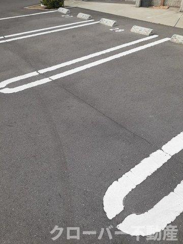 クラール土器町Ｃの駐車場