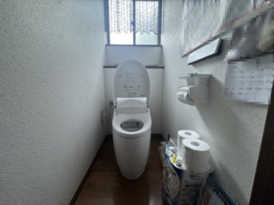 【トイレ】 | 稲敷郡阿見町南平台2丁目　庭付き　4LDK　