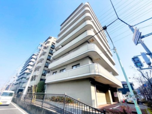 リブコート武庫川の外観|8階建て5階部分の角部屋で日当たり・通風良好です。