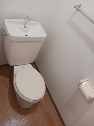 【トイレ】 | グリーンヒルＢ | ゆったりとした空間のトイレです