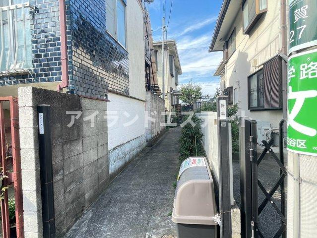 アパートメントN　駅近　角部屋　ネット無料のエントランス
