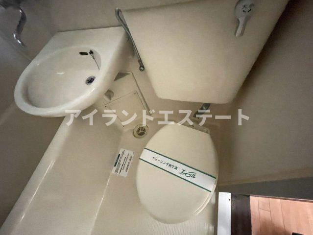 アパートメントN　駅近　角部屋　ネット無料のトイレ