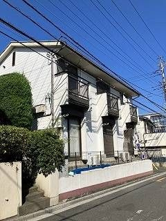 ソレイユ南浦和のエントランス