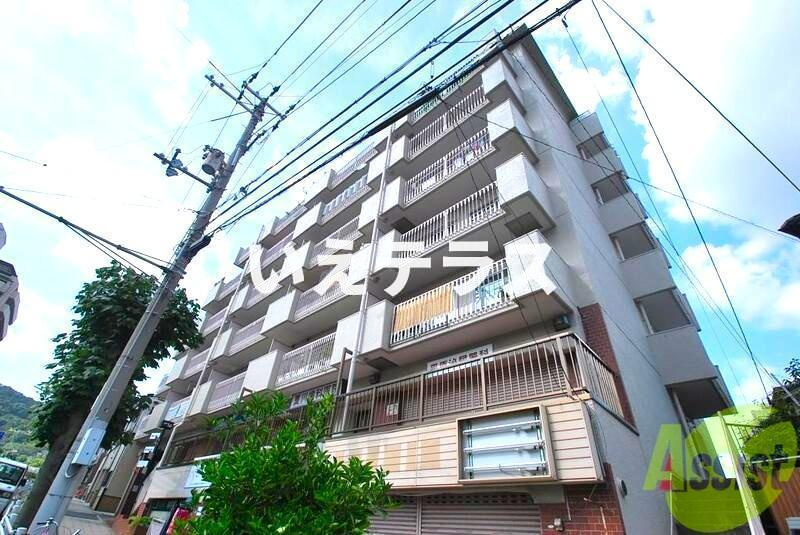 メゾンドール湊川の外観