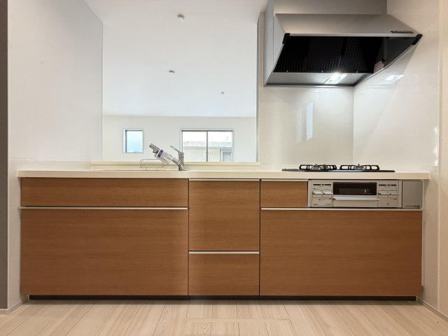 宜野湾市嘉数（全6棟）のキッチン|5号棟　使いやすいシステムキッチン♪
