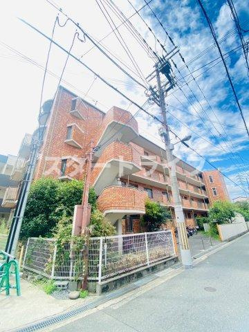 大阪市東淀川区豊新４丁目の賃貸マンションの外観