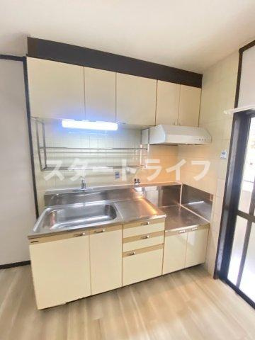 大阪市東淀川区豊新４丁目の賃貸マンションのキッチン