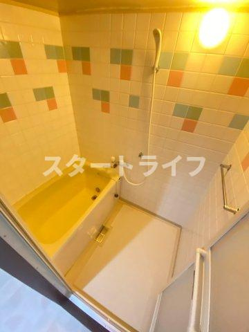 大阪市東淀川区豊新４丁目の賃貸マンションの浴室
