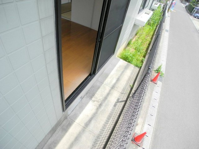 ディアス藤下A棟のバルコニー|※同物件反転タイプの写真でございます※現況を優先します※