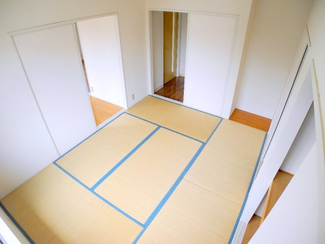 ディアス藤下A棟のその他|※同物件反転タイプの写真でございます※現況を優先します※