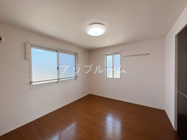 メゾンクレールの内装|反転のお写真になります。