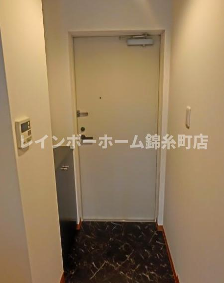アランシア両国の玄関