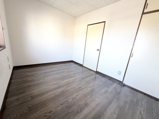 萬寿シティBの洋室