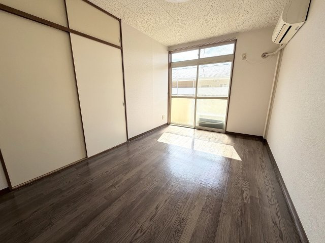 萬寿シティBの洋室