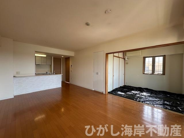 グランシティ湘南海岸Ⅱガレリア・プラージュの居間・リビング|17.3帖　LDK