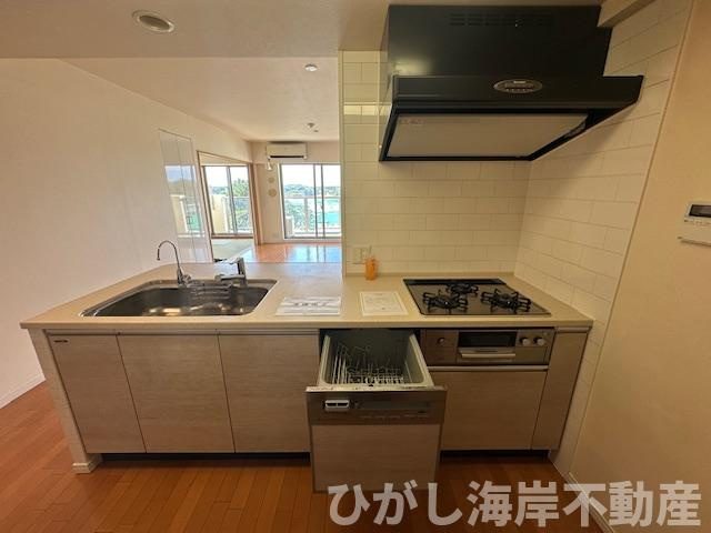 グランシティ湘南海岸Ⅱガレリア・プラージュのキッチン|食洗器付きシステムキッチン