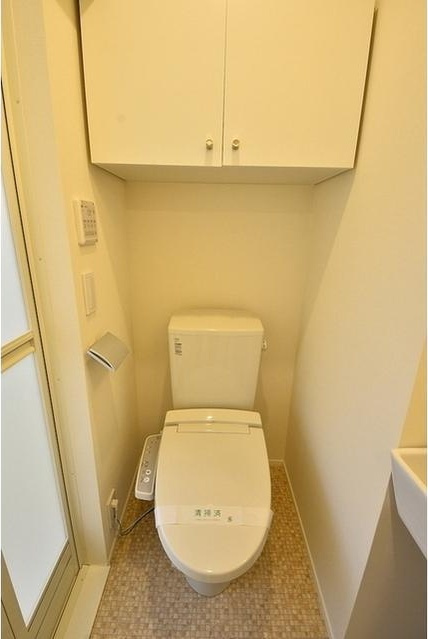 グランレジデンス駒沢大学Nのトイレ|コンパクトで使いやすいトイレです