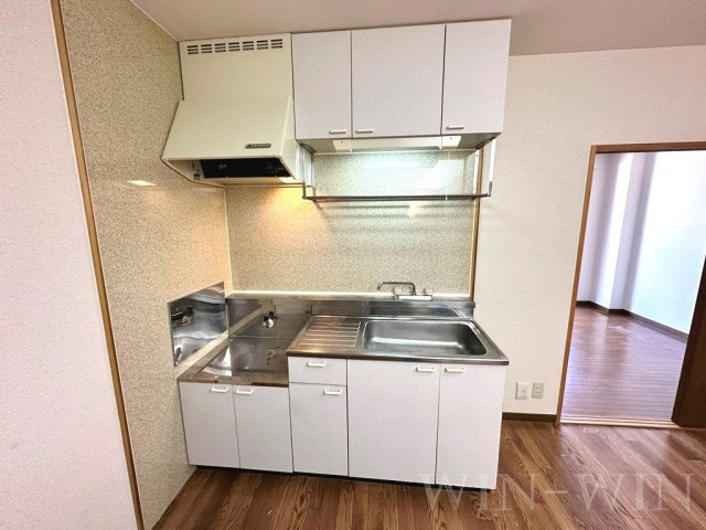 Limpiaチトセのキッチン|イメージ（同建物内別部屋の写真です）